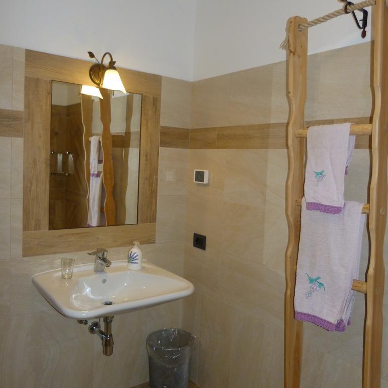 Agriturismo Fattoria Dalcastagne Torcegno Room photo