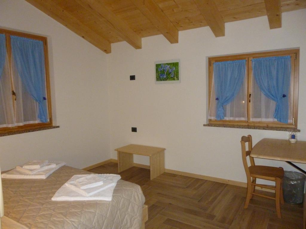 Agriturismo Fattoria Dalcastagne Torcegno Room photo